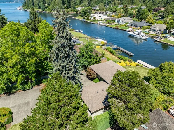 3101 80th Avenue NE, Hunts Point, WA 98004