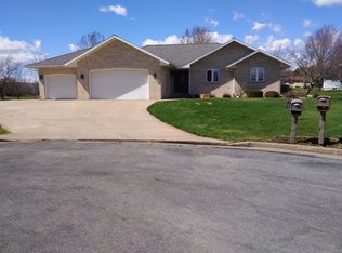 4 Meadowview Ct, Owen, WI 54460