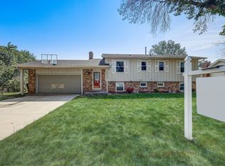 14228 Garrett Ave, Apple Valley, MN 55124