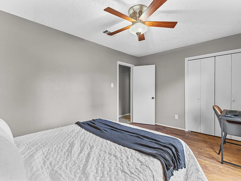9731 Appleridge Dr — Photo 15