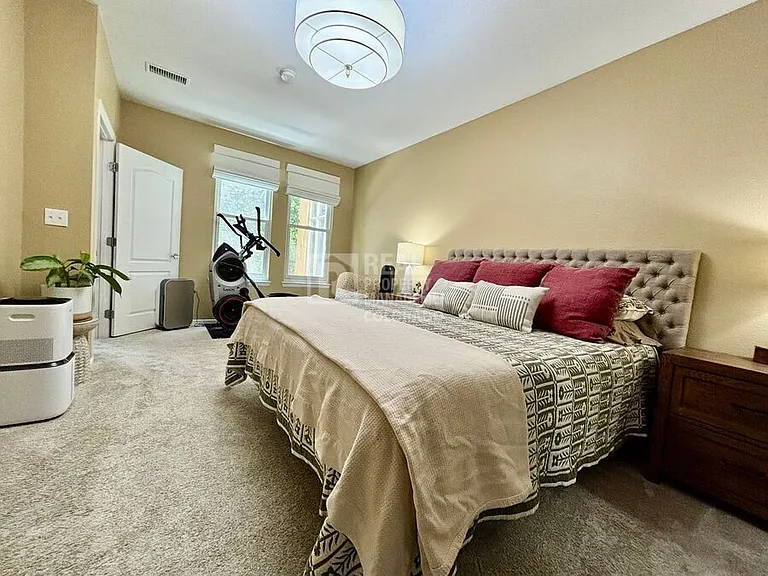1655 N Humboldt St #205 — Photo 4