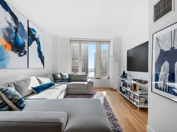 15 William Street 32C image 1 of 12