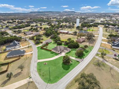 921 W Apache Trl, Granbury, TX, 76048
