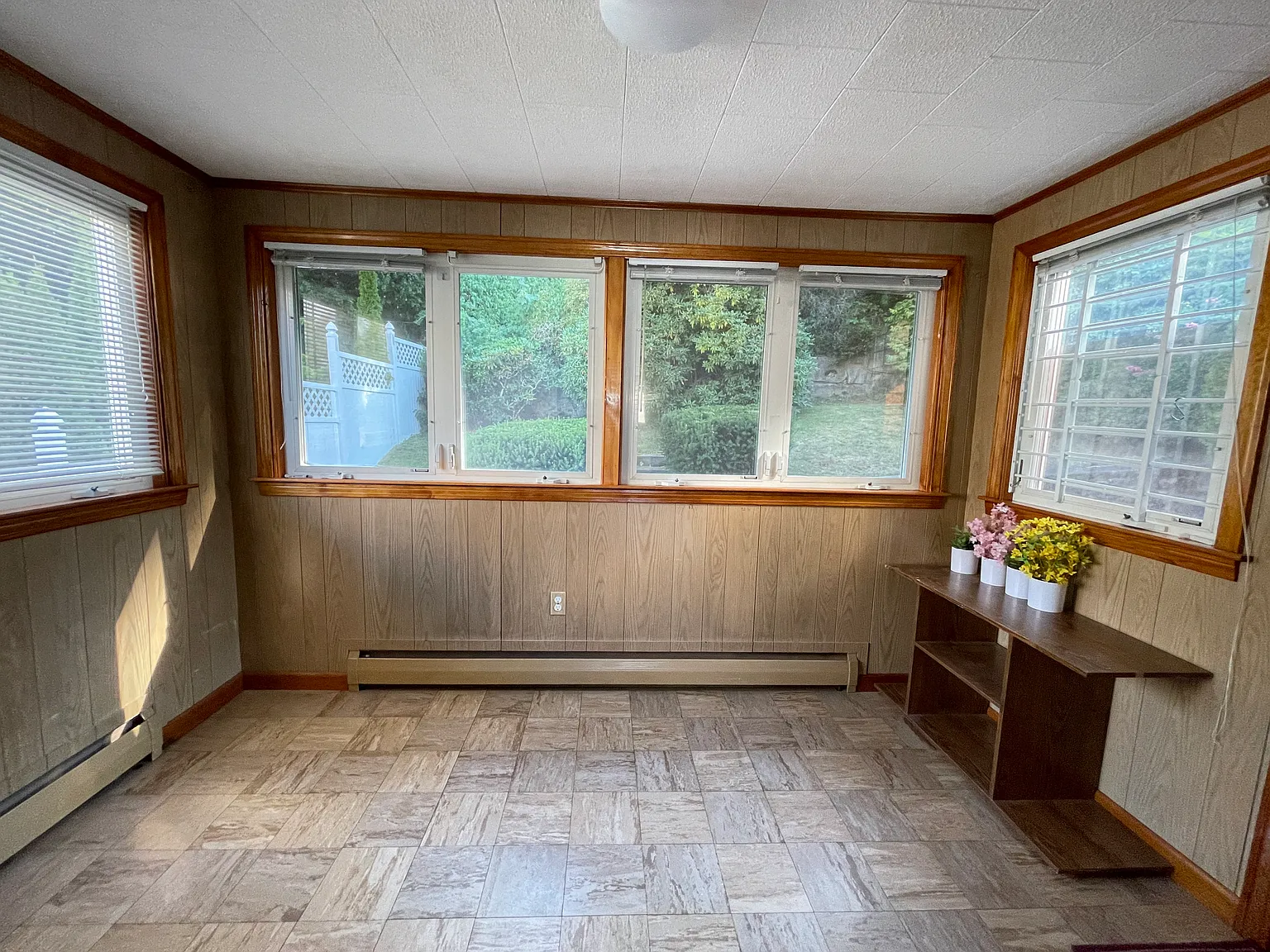 3 bed, 1325 sqft, $1,150 — Photo 3