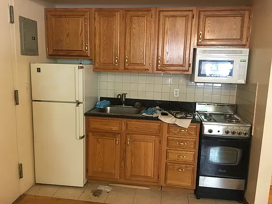 Rented by Guidance Realty Corp. | media 10