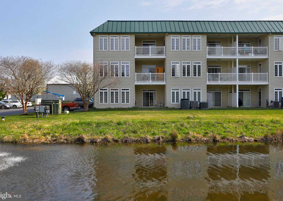 1st image of 34383 Summerlyn Dr Unit 105