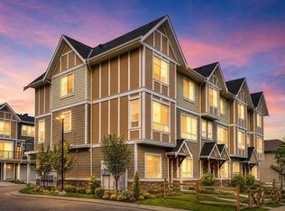 986 SW Sherwood Blvd NW, Calgary, AB T3R0V3