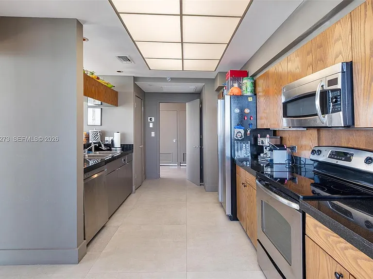1000 Venetian Way #1501 — Photo 26