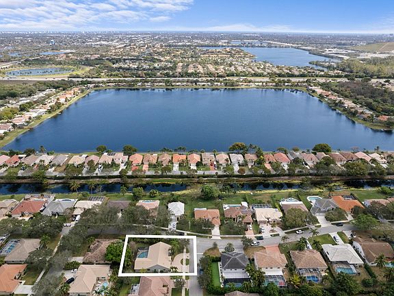 3rd image of 3905 NW 55th Court