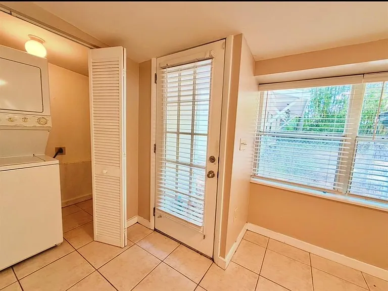 109 E Winter Park St — Photo 23