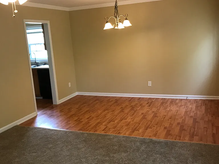 2847 Filbert St — Photo 6