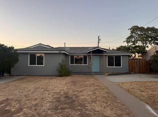 2719 E Norwich Ave, Fresno, CA 93726