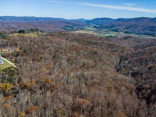 0 Clay St SE, Blacksburg, VA 24060