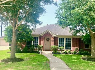 1402 Rogers Lake Ln, Richmond, TX 77407