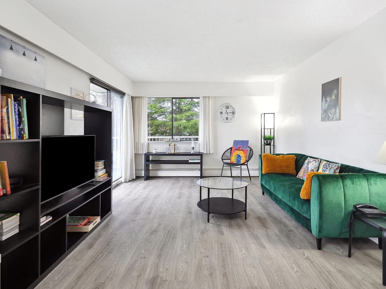 San Mateo Apartments - 814 4th Avenue — Photo 3