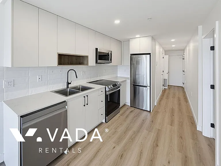 3068 Kingsway — Photo 23