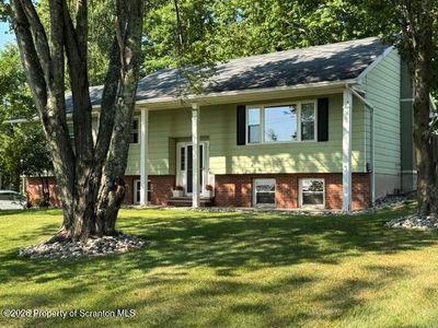 46 White Birch Ln, Dalton, PA, 18414