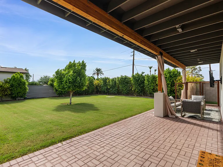 8561 E Hazelwood St — Photo 33