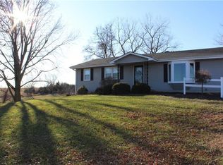 1317 NE Sheridan Rd, Maysville, MO 64469