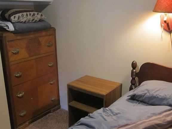 3rd image of 61 Raymond Rd #61A
