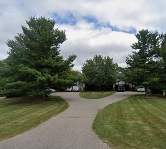 6556 Bella Vista Dr NE, Rockford, MI, 49341