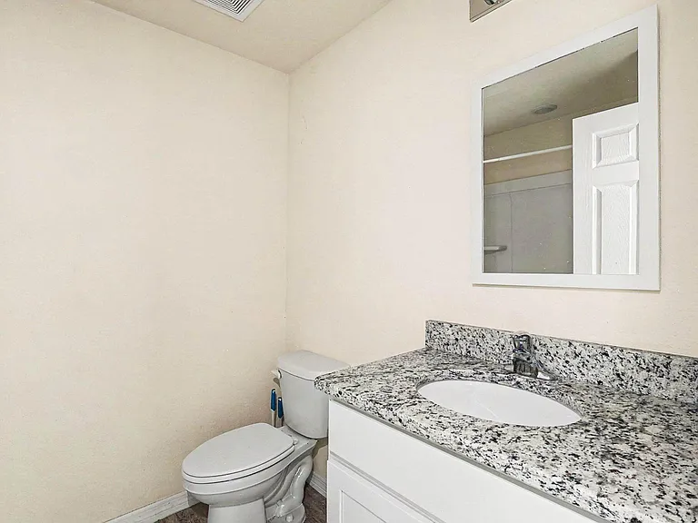 1031 S Bronze Ct — Photo 23