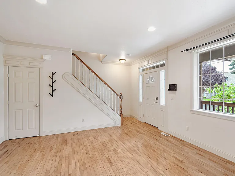 3509 Y St — Photo 5