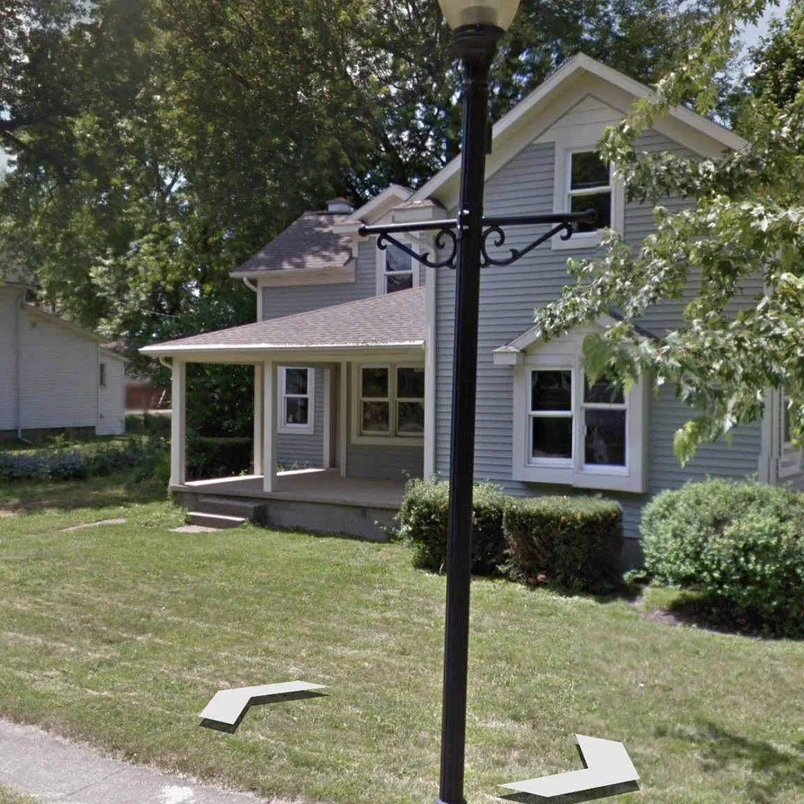 2 bed, 1.5 bath, 750 sqft, $1,300 — Photo 1