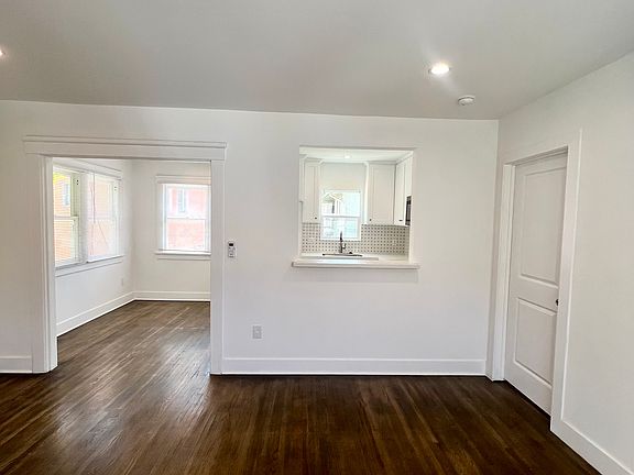 4th image of 1756 E 2nd St #1/2