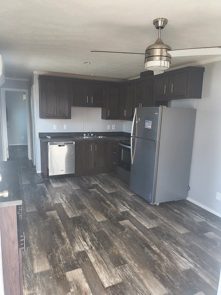 Building Photo - 245 SE 29th St #B-3