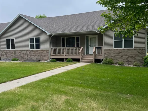 300 W Pipestone Ave, Flandreau, SD 57028