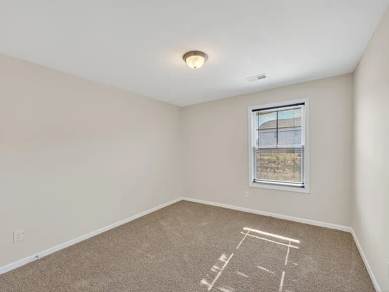 4119 Thimbleberry Dr — Photo 31