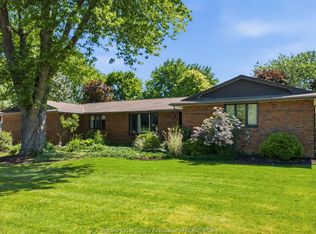 1732 Belle River Rd, Lakeshore, ON N0R 1V0