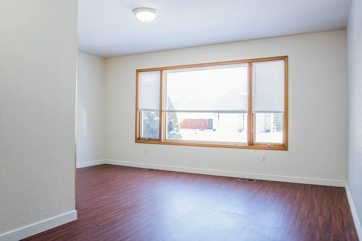Building Photo - 240 Mulberry Dr