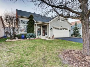 21555 W Chestnut Ln, Plainfield, IL 60544