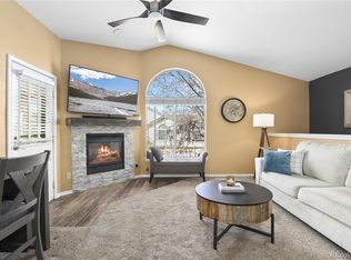 8623 E Dry Creek Rd UNIT 425, Centennial, CO 80112