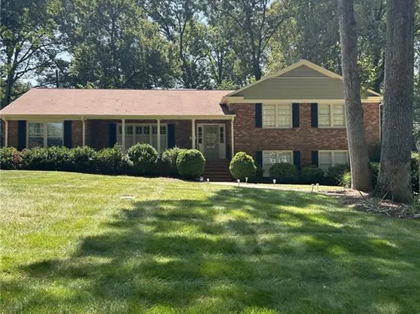 1110 Chester Rd, Winston Salem, NC 27104