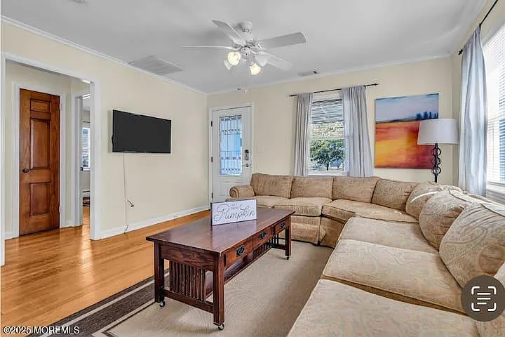 2 bed, 1260 sqft, $2,350 — Photo 4