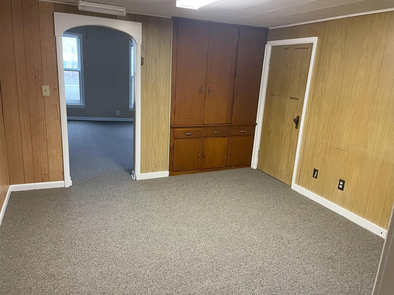 1 bed, 1000 sqft, $1,200 — Photo 3