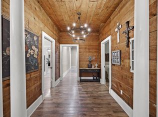 108 Monroe Ave, Lexington, TN 38351
