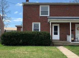 624 Pine St, Denver, PA 17517