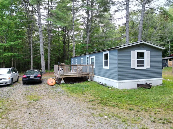 11 Clifford Lane, Lincoln, ME 04457