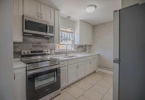228 W Manchester Rd #230 Photo 1