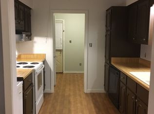 305 Greentree Pl, Louisville, MS 39339