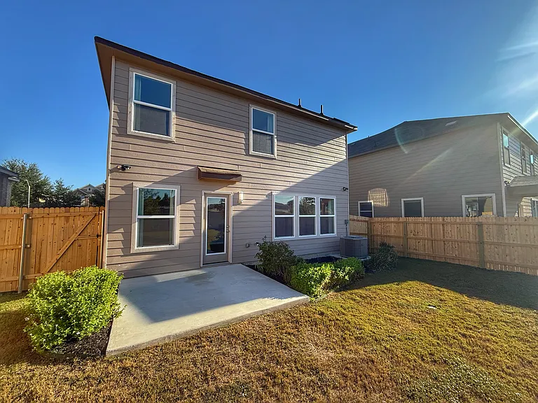 108 Bass Ln — Photo 34