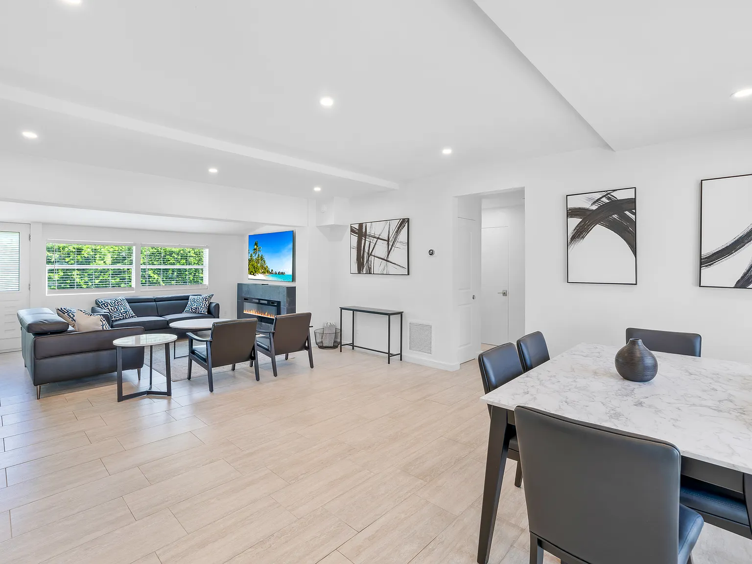 3205 Barton Rd — Photo 2