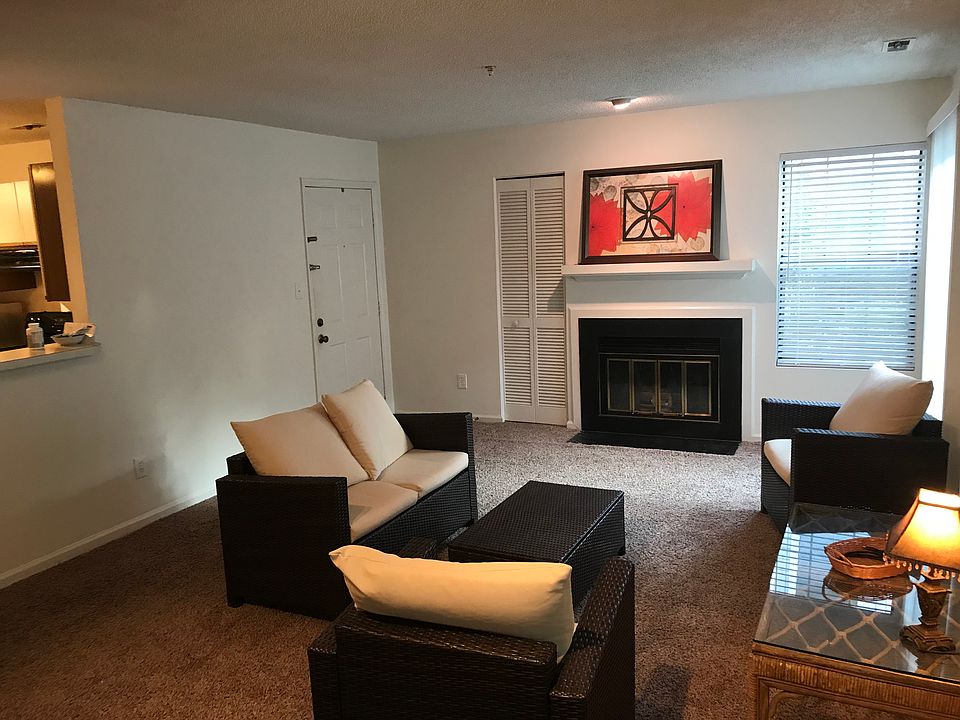 2nd image of 4907 Hollenden Dr APT 104