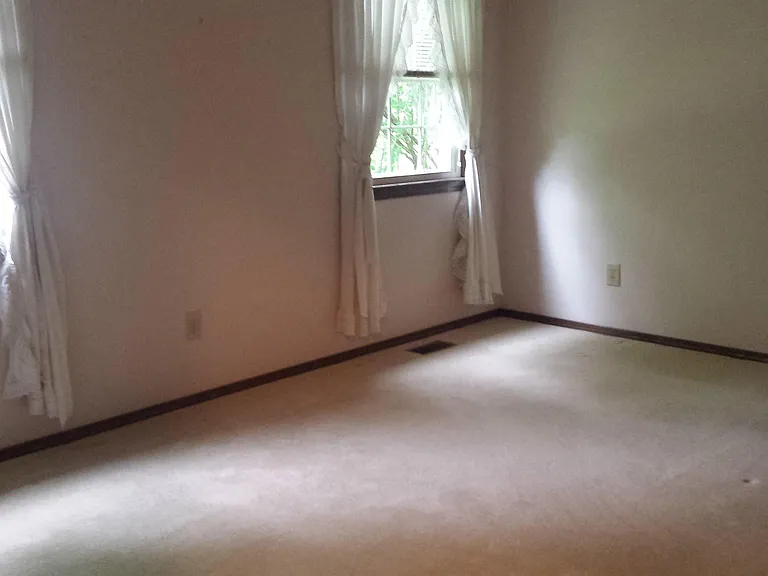 1504 E Bradshire St — Photo 7