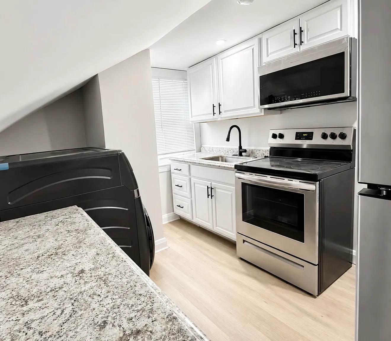 1 bed, 752 sqft, $1,100 — Photo 1