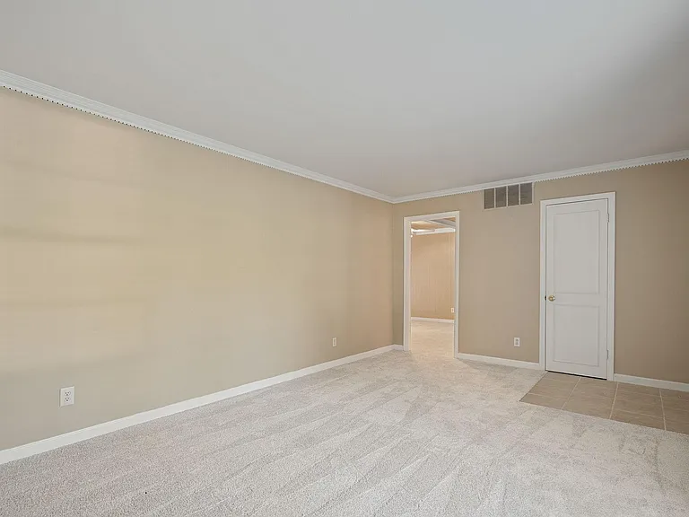 4713 Walden Ct — Photo 19